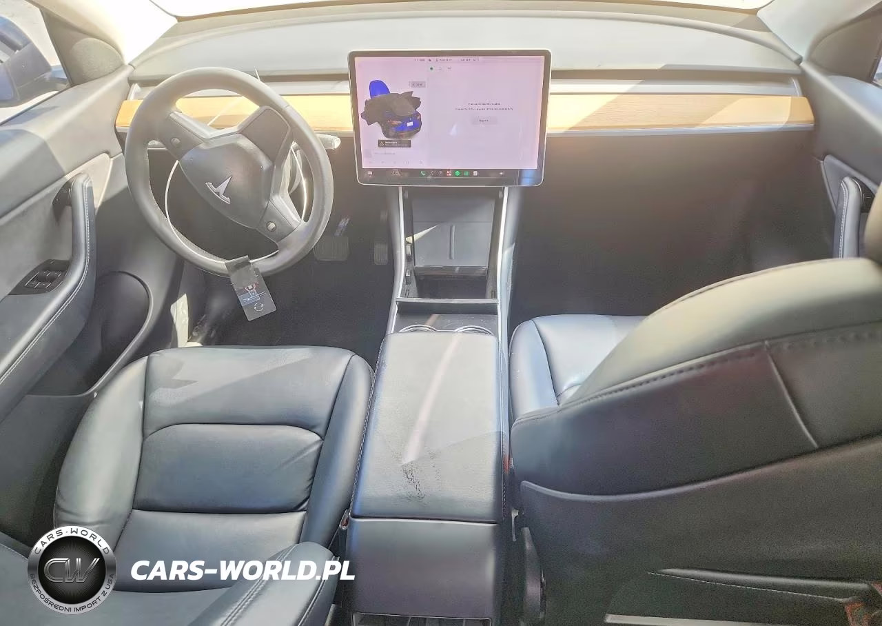 2020 Tesla Model Y VIN:5YJYGDEF1LF000470 - 8