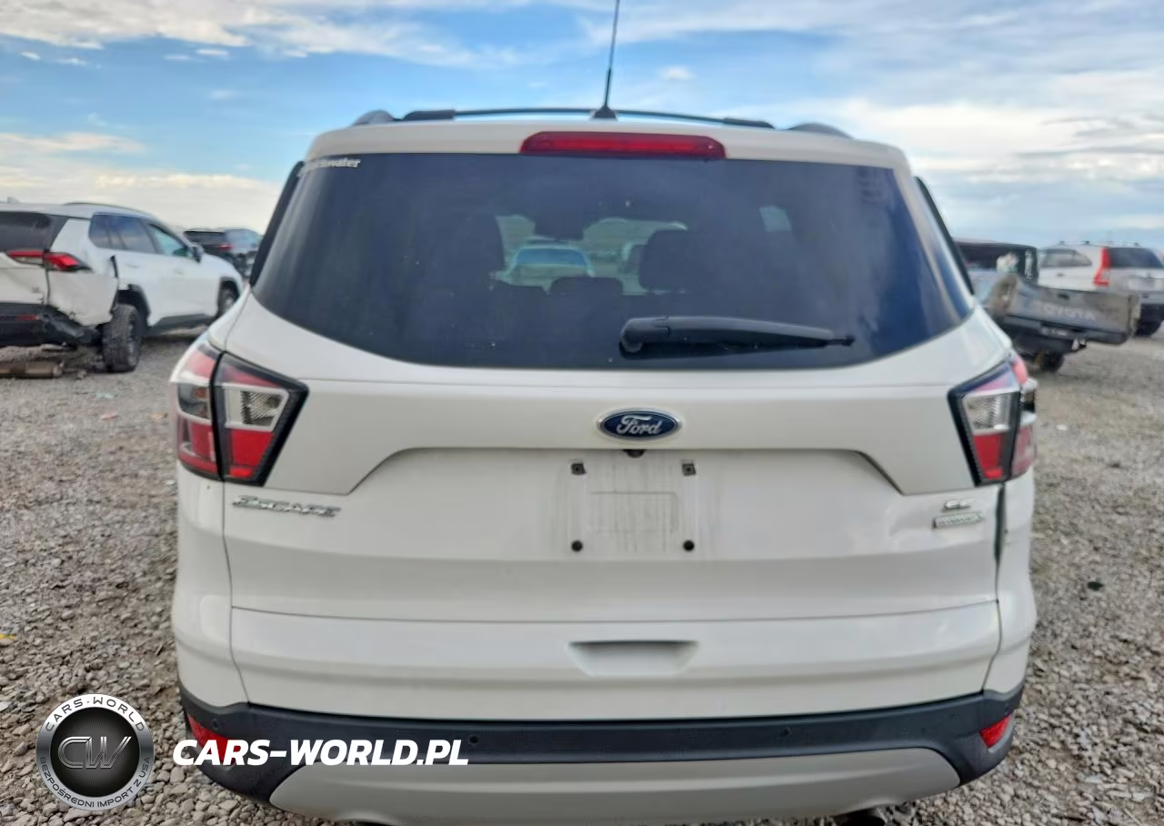 2017 Ford Escape Se VIN:1FMCU0GDXHUC82528 - 6