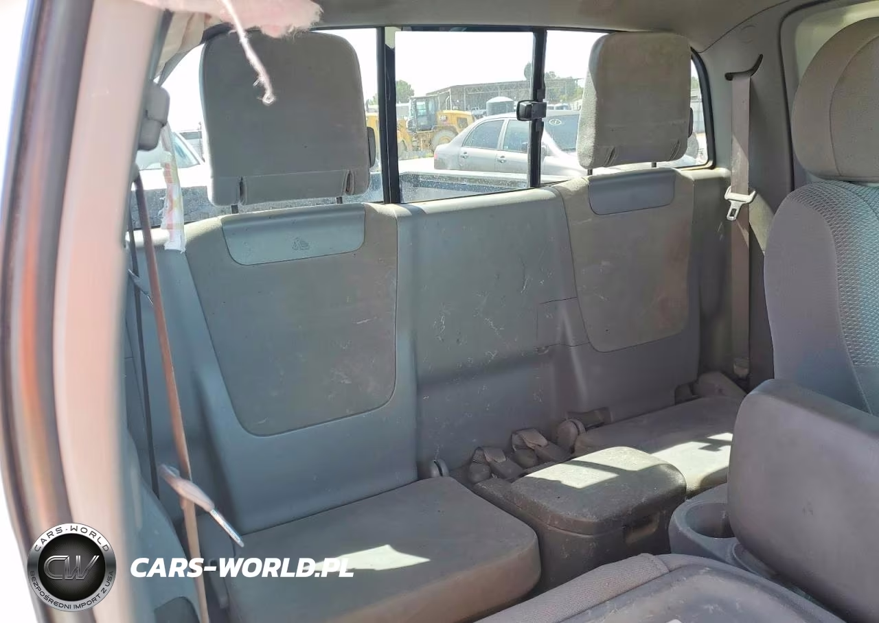 2010 Toyota Tacoma Access Cab VIN:5TETX4CN2AZ685272 - 10