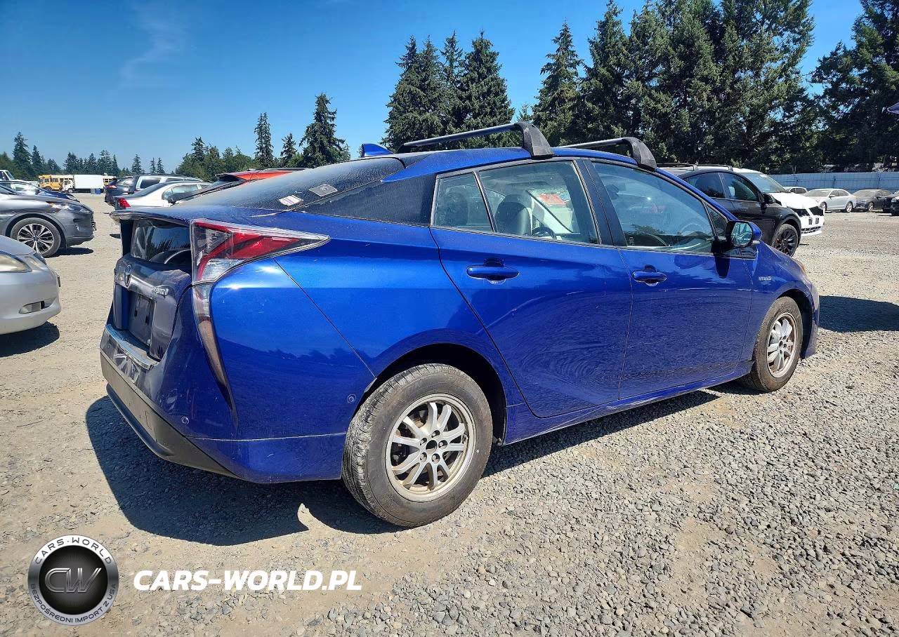 2017 Toyota Prius Four VIN:JTDKARFU8H3053091 - 3
