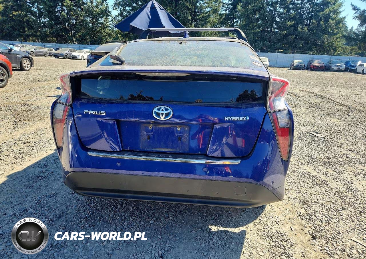 2017 Toyota Prius Four VIN:JTDKARFU8H3053091 - 6