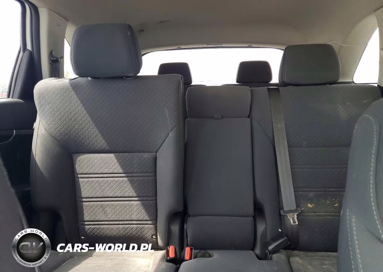 2018 Kia Sorento Lx V6 VIN:5XYPG4A54JG362128 - 10