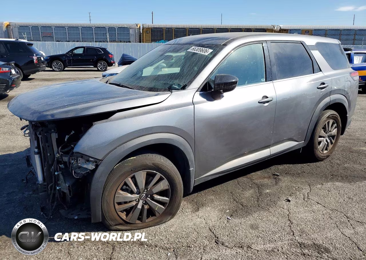 2025 Nissan Pathfinder S