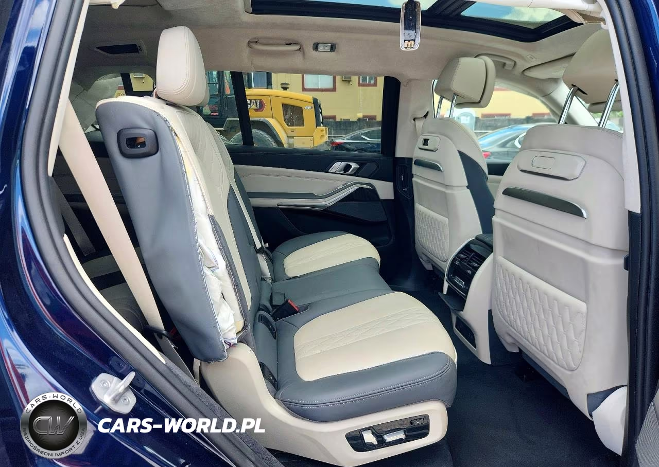 2024 BMW X7 xDrive40I VIN:5UX23EM05R9T29193 - 10
