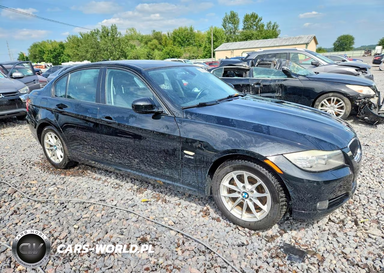 2010 BMW 328 Xi VIN:WBAPK7C5XAA461711 - 4