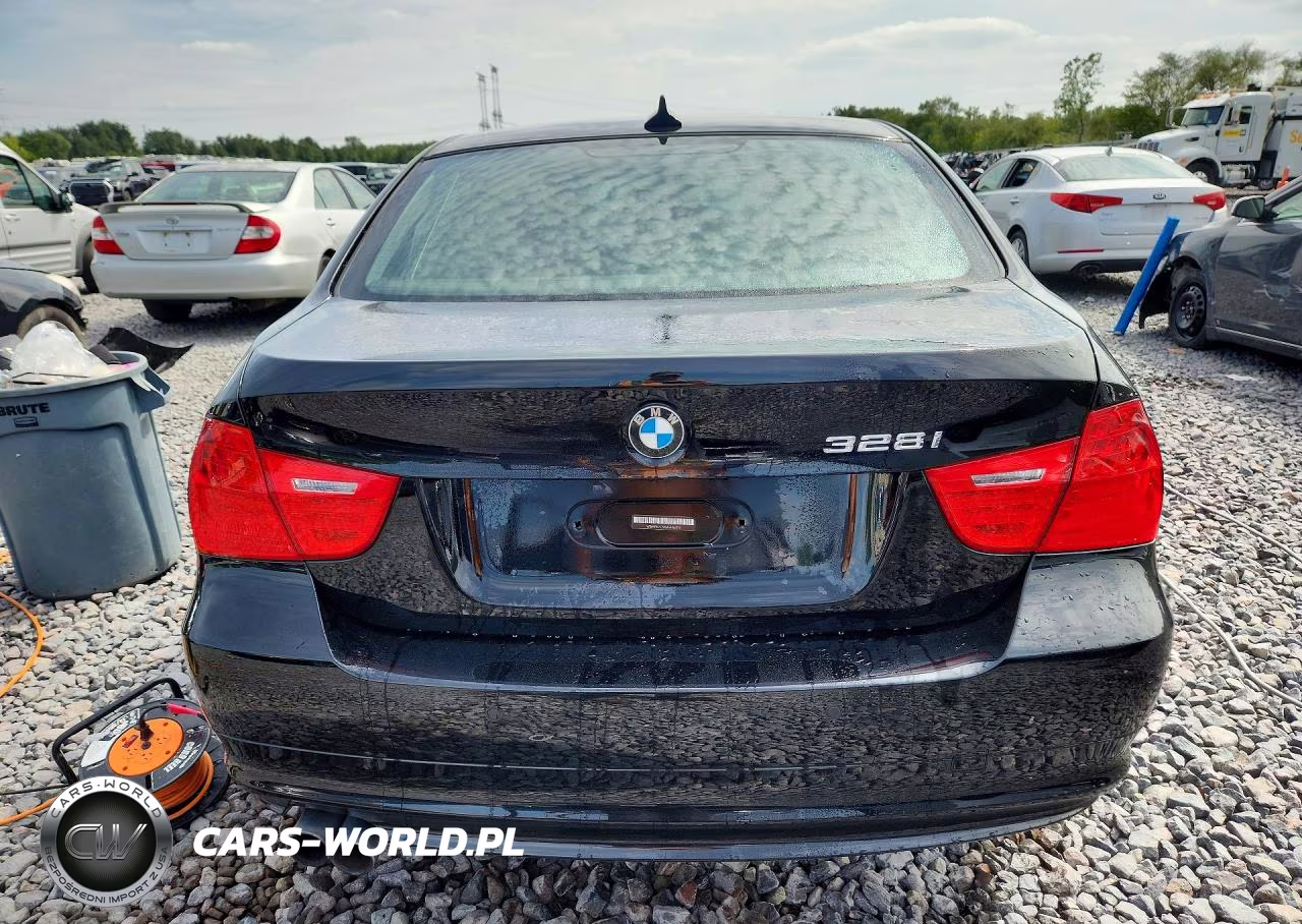 2010 BMW 328 Xi VIN:WBAPK7C5XAA461711 - 6