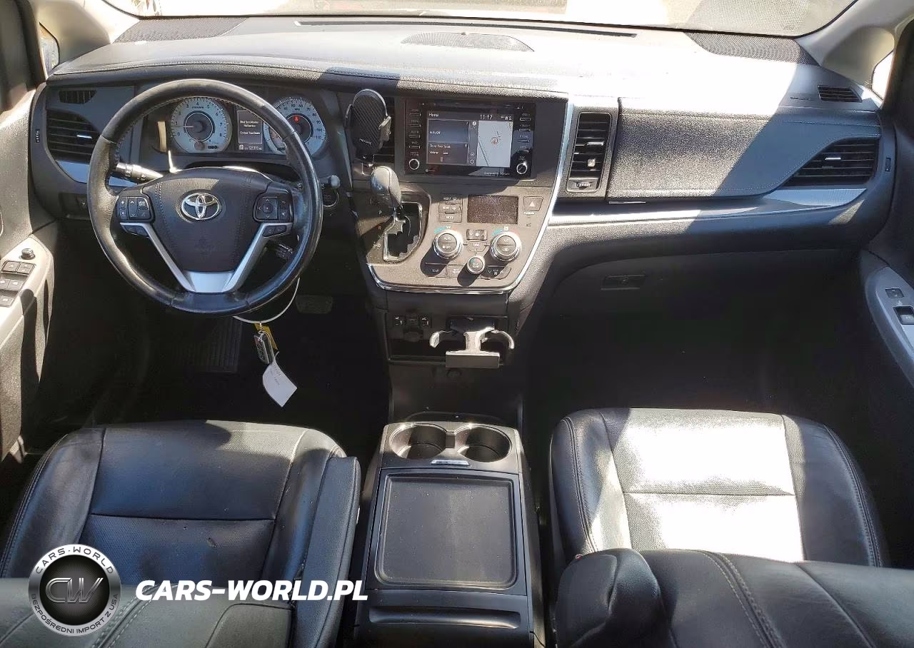 2018 Toyota Sienna Se 8-Passenger VIN:5TDXZ3DC9JS963648 - 8