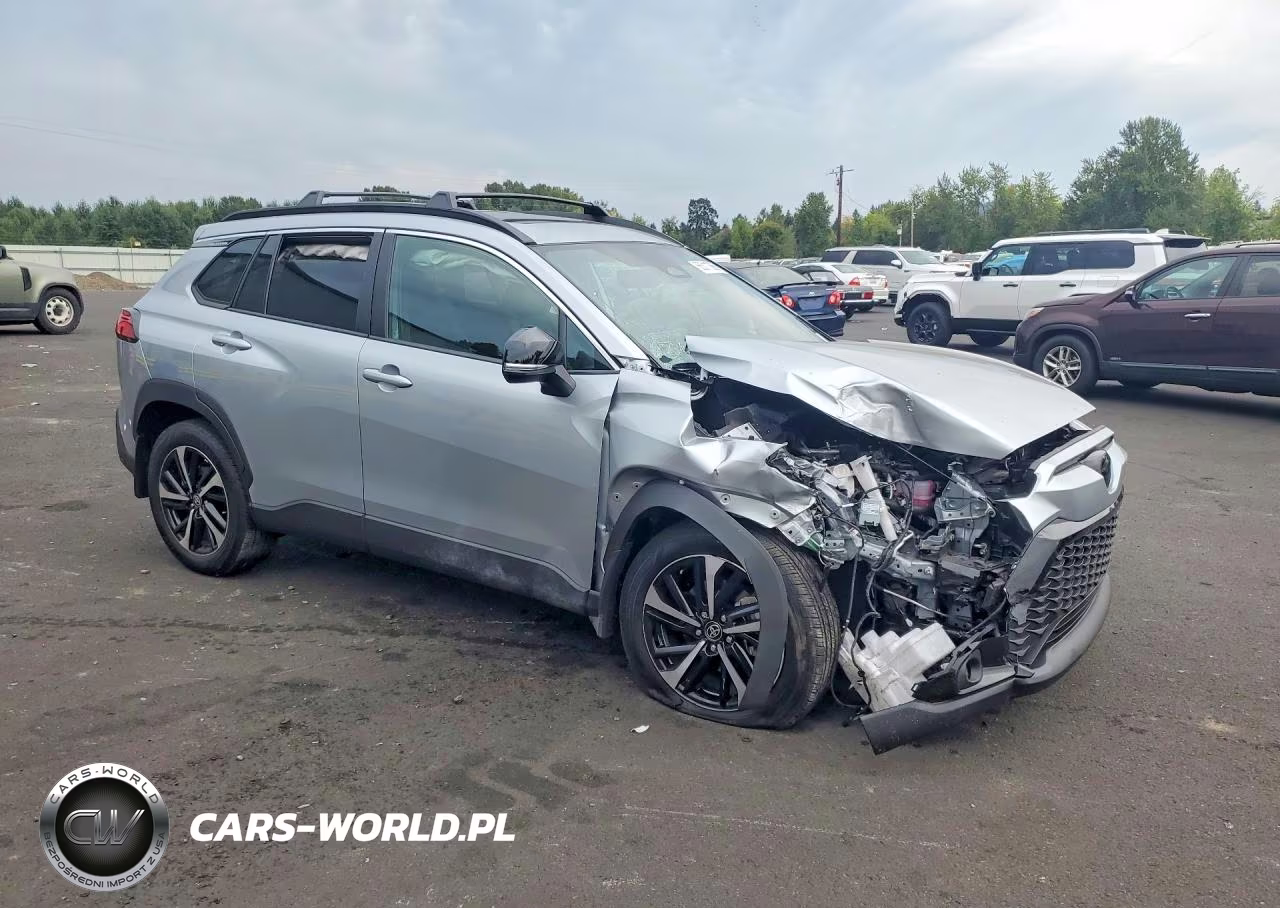 2025 Toyota Corolla Cross Hybrid Xse VIN:7MUFBABG5SV082382 - 4