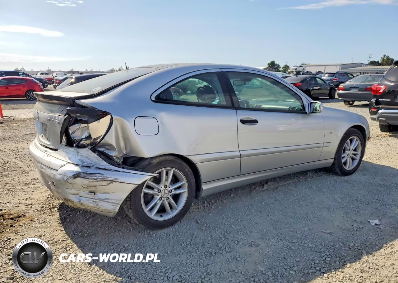 2003 Mercedes-Benz C 230K Sport Coupe VIN:WDBRN40J53A496841 - 3