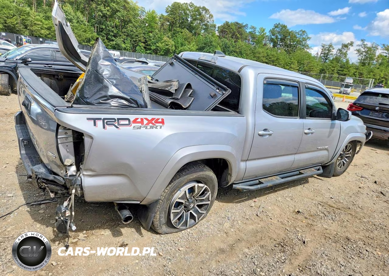 2020 Toyota Tacoma Trd Sport VIN:3TMCZ5AN5LM320748 - 3