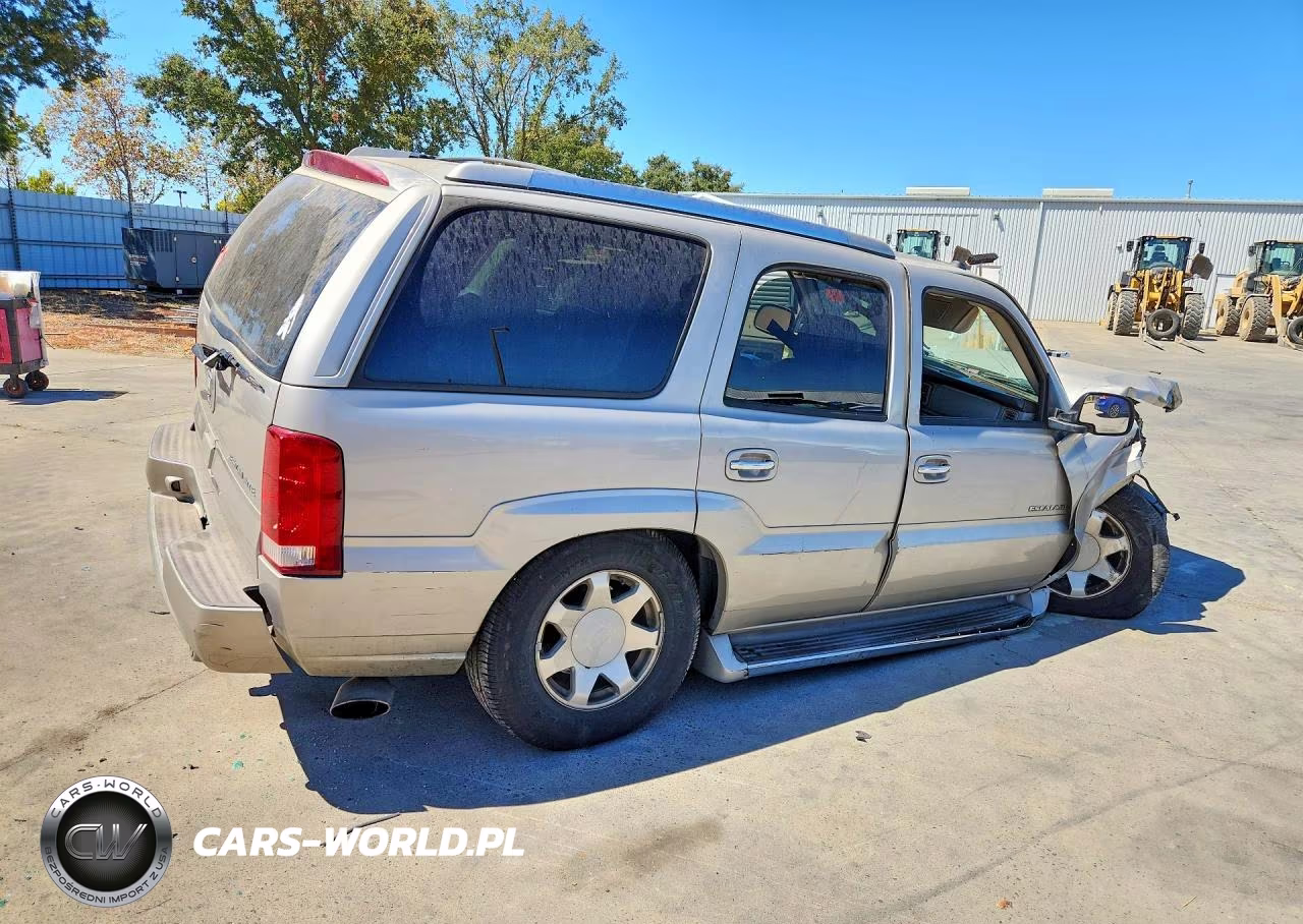 2004 Cadillac Escalade Luxury VIN:1GYEK63N84R125916 - 3