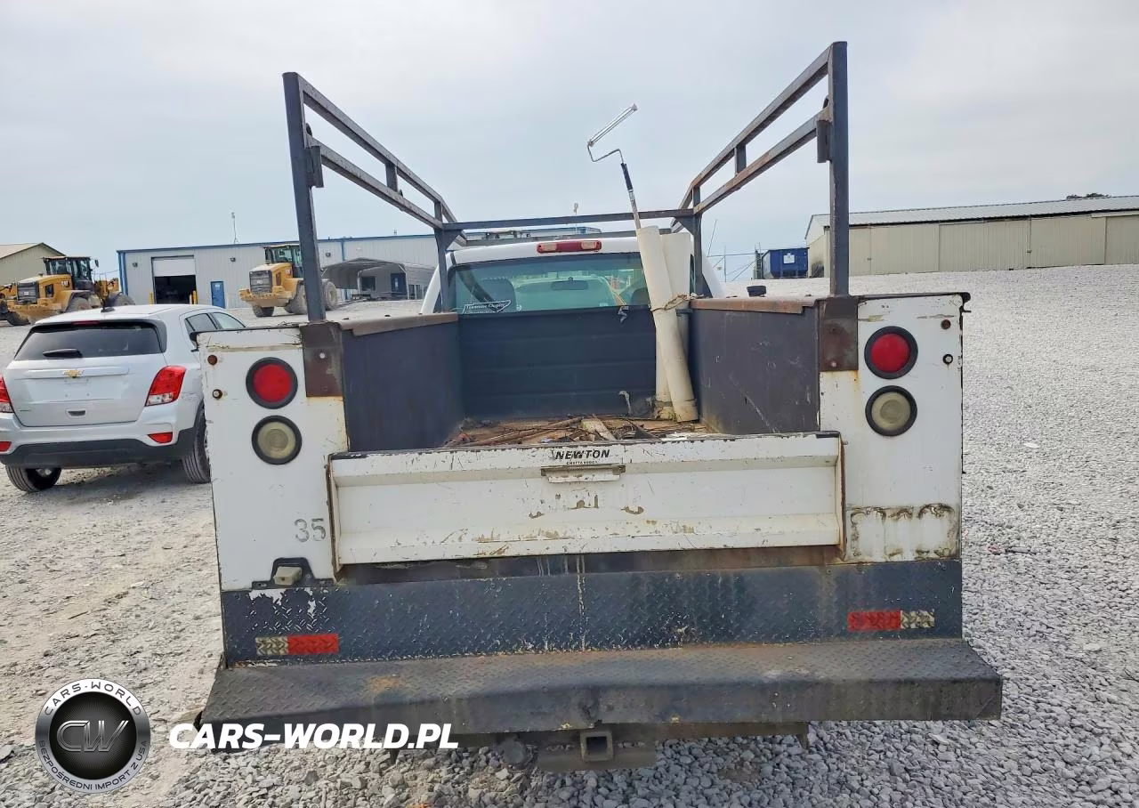 2006 Chevrolet Silverado C2500 Heavy Duty VIN:1GBHC24U96E177892 - 6