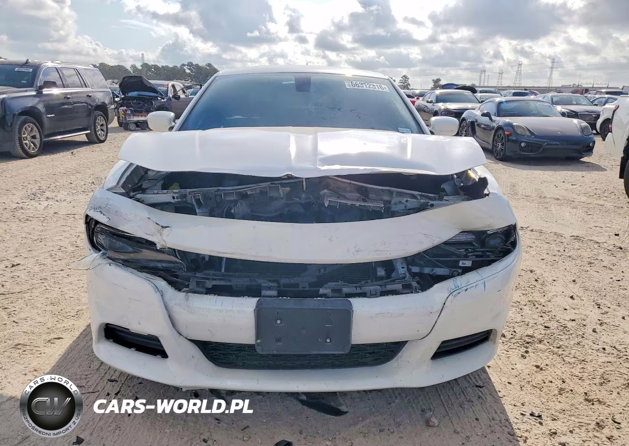 2018 Dodge Charger Sxt VIN:2C3CDXBG8JH318681 - 5