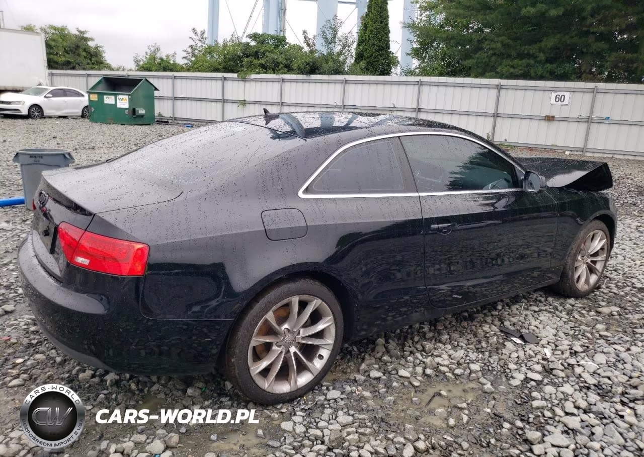 2014 Audi A5 Premium VIN:WAUCFAFR2EA053126 - 3