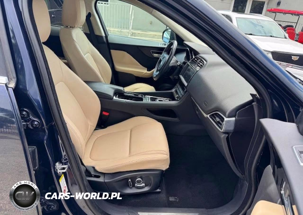 2020 Jaguar F-Pace Premium VIN:SADCJ2FX8LA619250 - 7