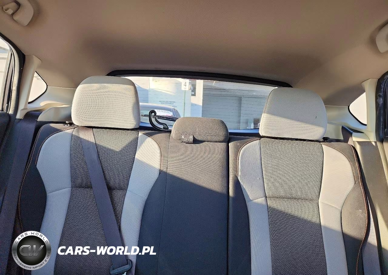 2021 Subaru Crosstrek Premium VIN:JF2GTAEC8M8298952 - 10