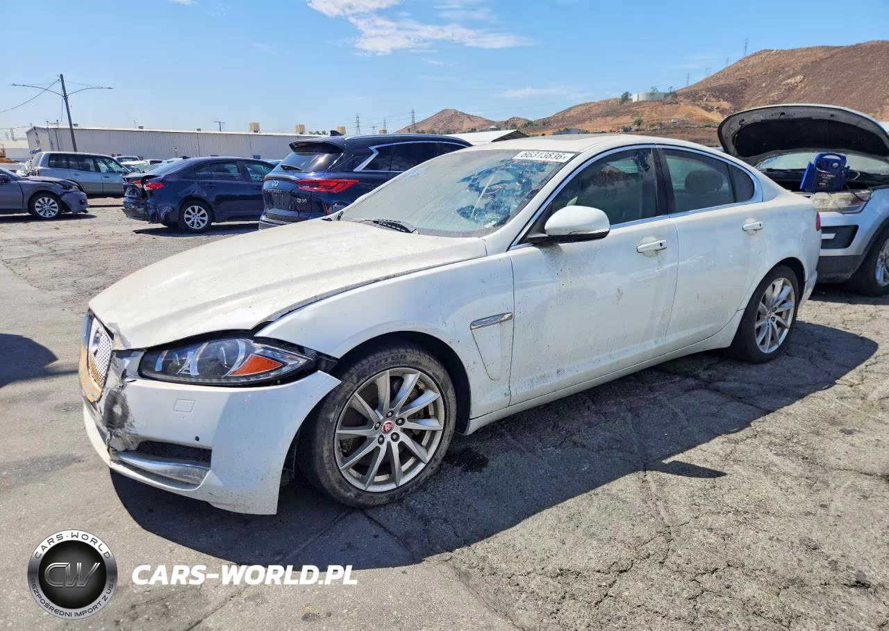 2015 Jaguar Xf 2.0T Premium – zdjęcie 1 z 12