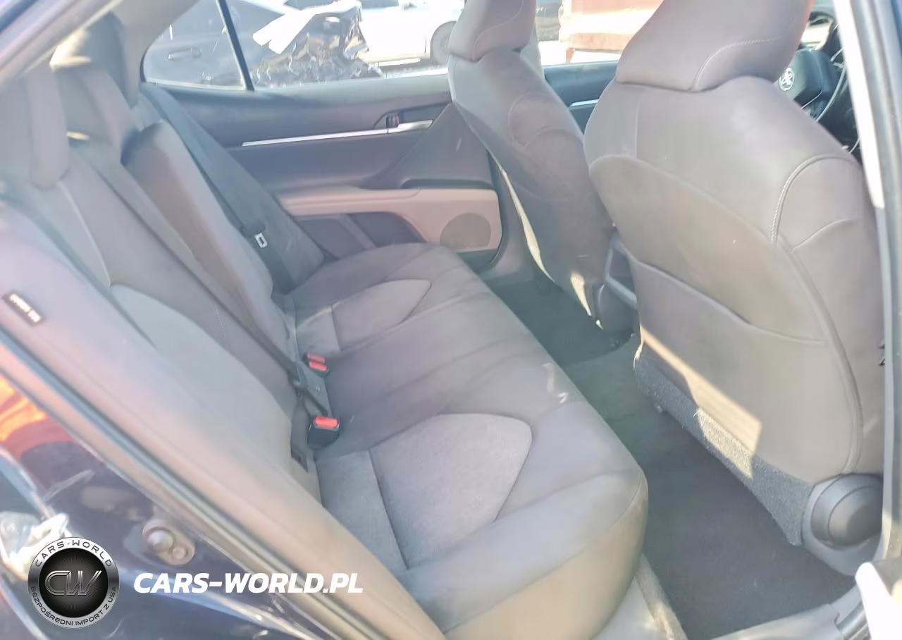 2021 Toyota Camry Le VIN:4T1C11AK3MU404260 - 10