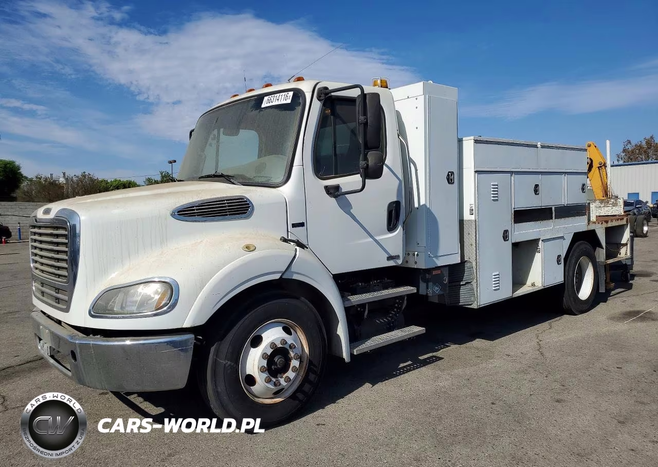 2017 Freightliner Cascadia VIN:1FVAHFDX3DHFF1735 - 1