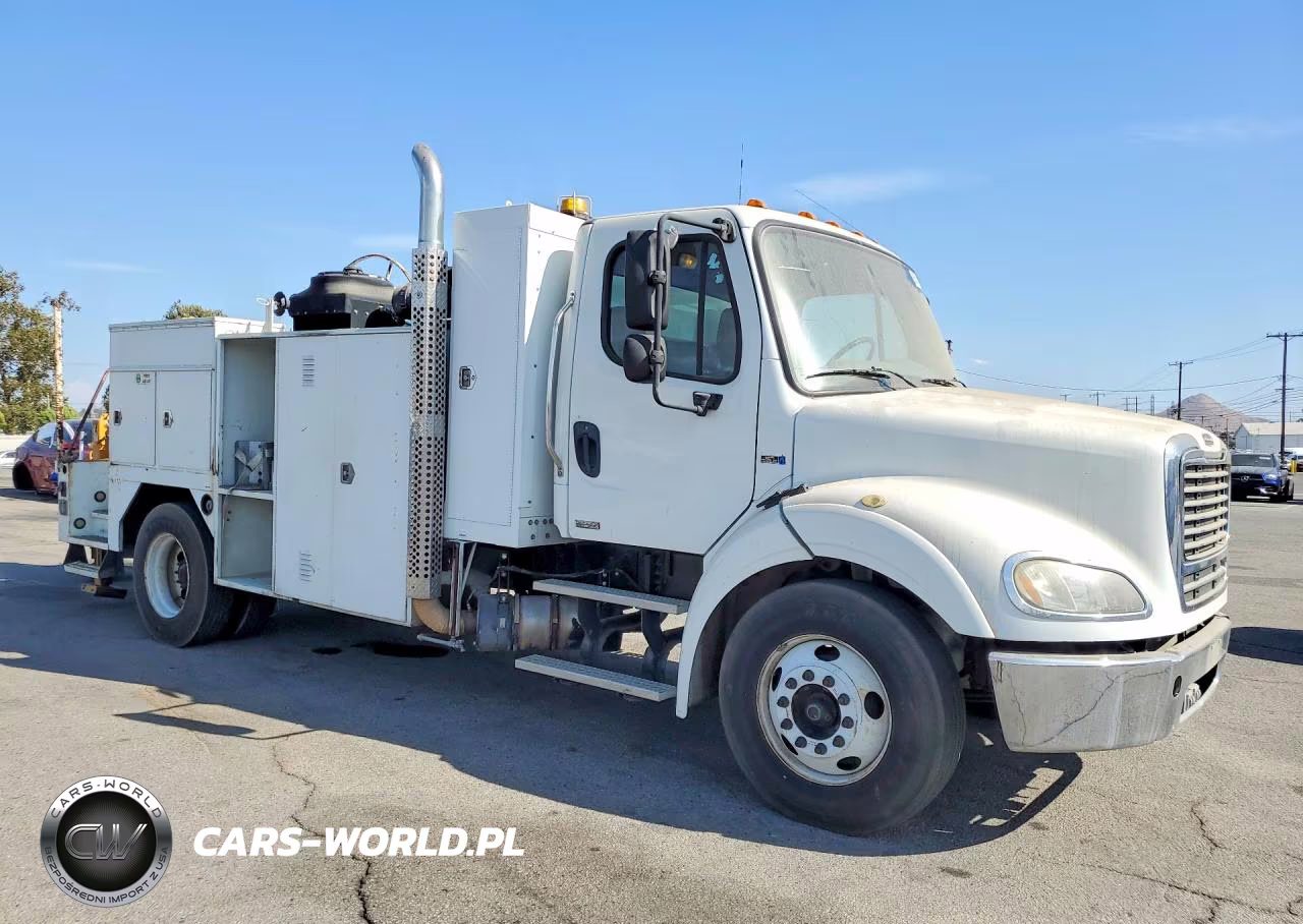 2017 Freightliner Cascadia VIN:1FVAHFDX3DHFF1735 - 4