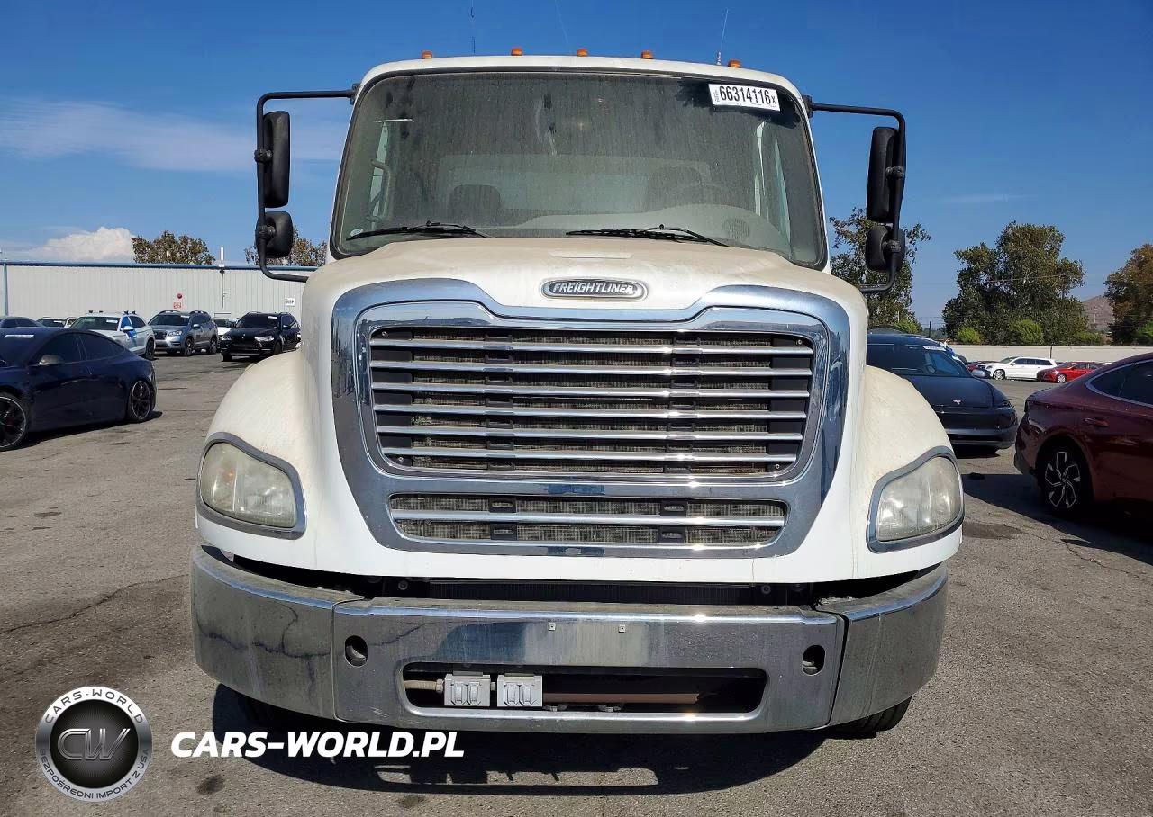 2017 Freightliner Cascadia VIN:1FVAHFDX3DHFF1735 - 5