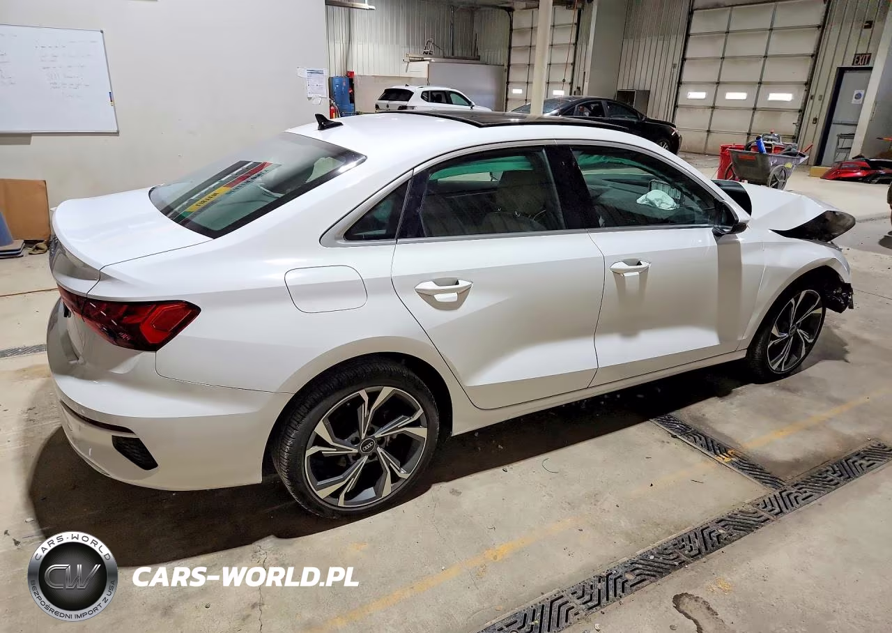 2022 Audi A3 Premium VIN:WAUAUDGY7NA046421 - 3