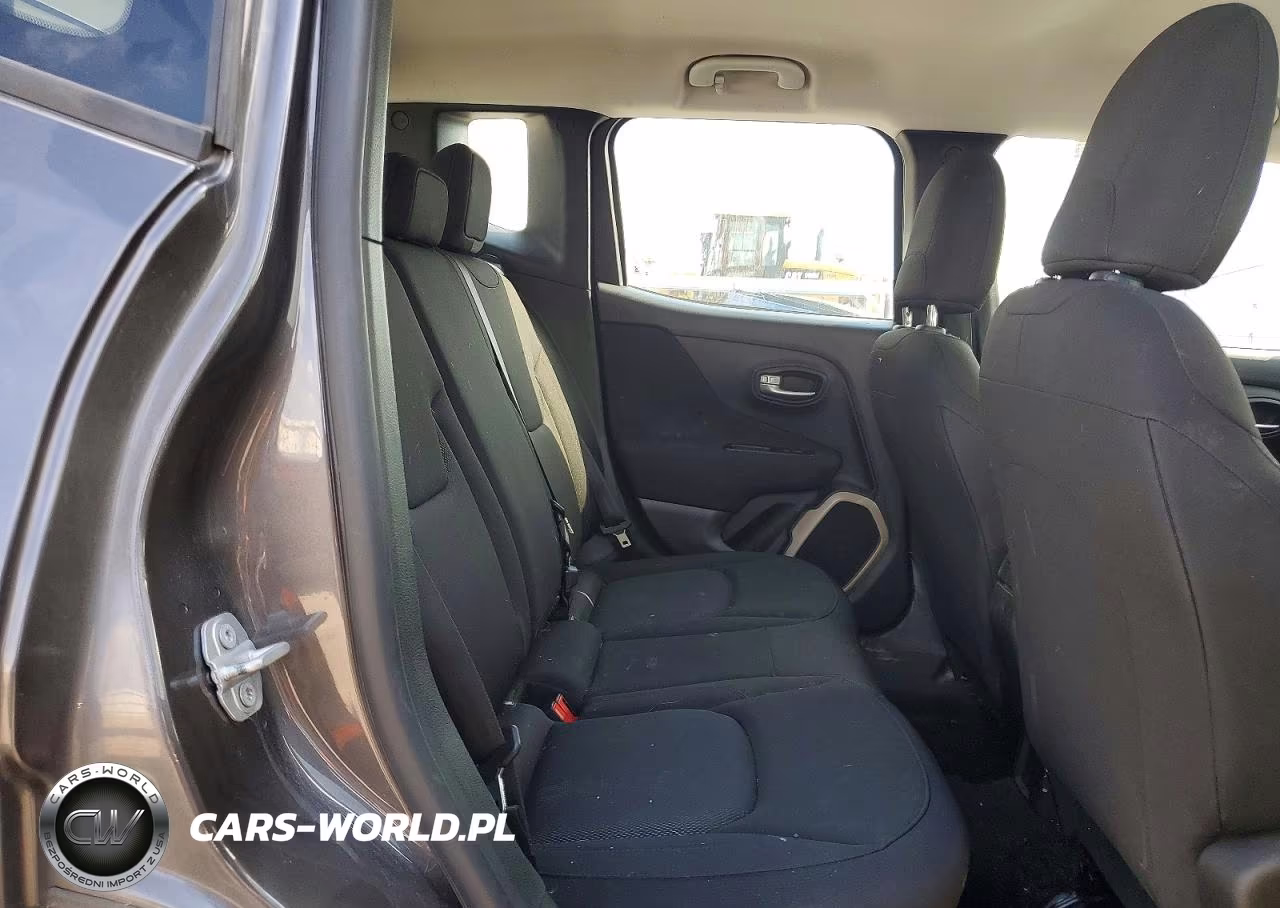 2016 Jeep Renegade Sport VIN:ZACCJBATXGPD86512 - 11