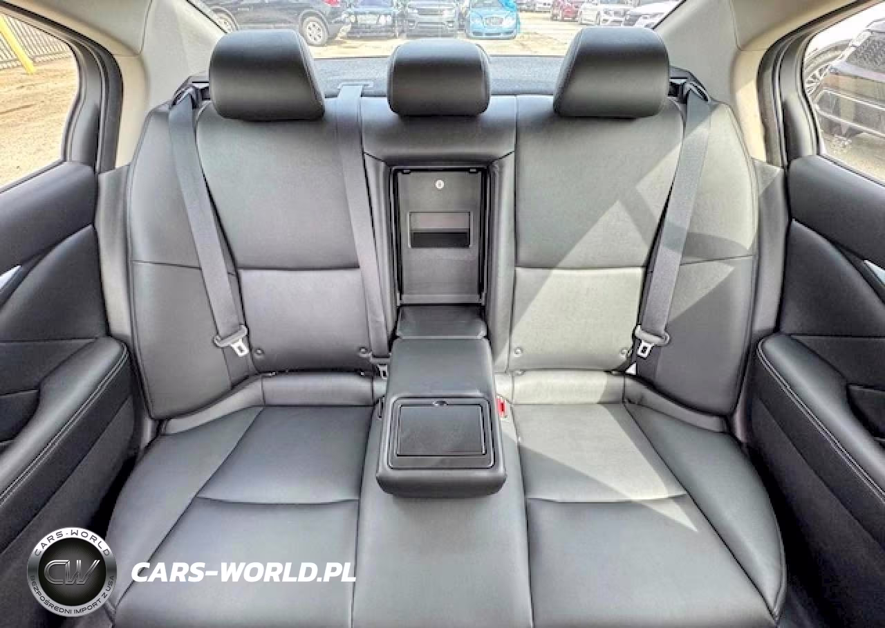 INFINITI Q50 PURE VIN:JN1EV7AP1MM701174 - 10