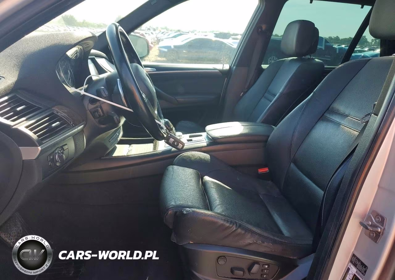 2012 BMW X5 xDrive50I VIN:5UXZV8C53CL426300 - 7