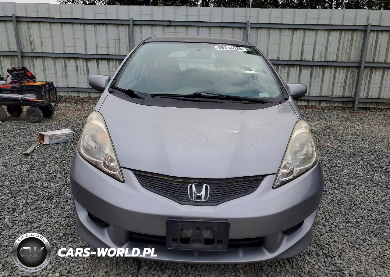 2010 Honda Fit Sport VIN:JHMGE8H47AC036496 - 5