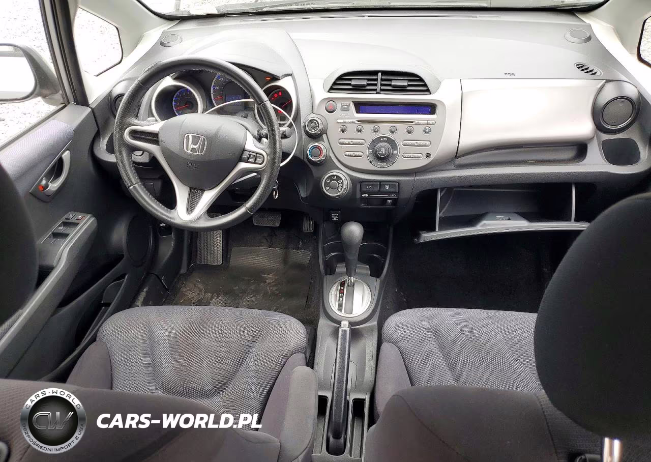 2010 Honda Fit Sport VIN:JHMGE8H47AC036496 - 8