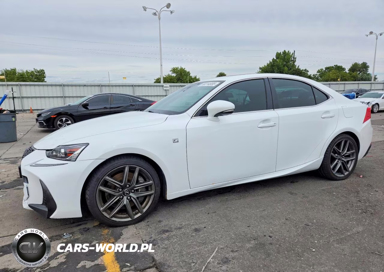 2017 Lexus Is 350 – zdjęcie 1 z 13