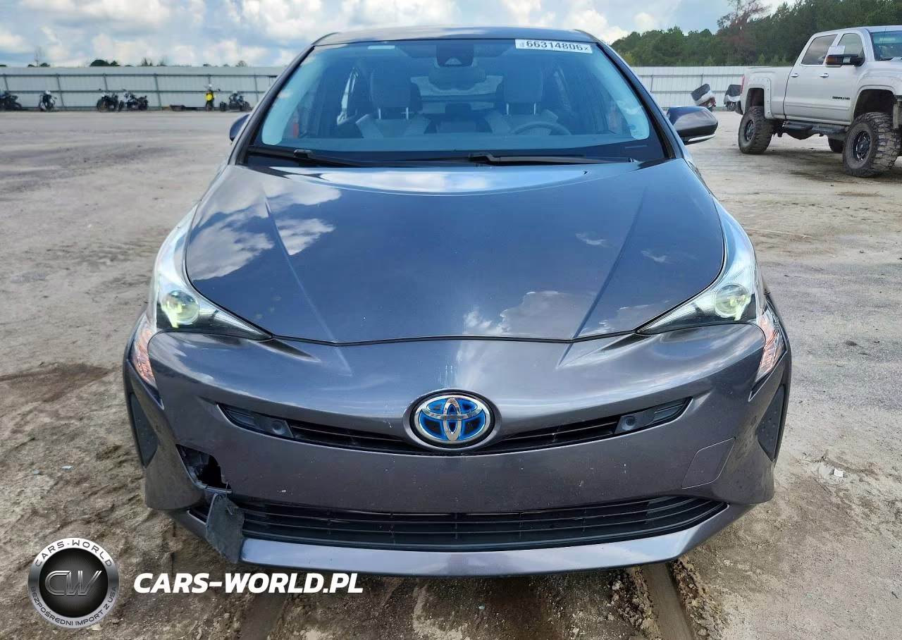 2018 Toyota Prius Two VIN:JTDKBRFU6J3583126 - 5