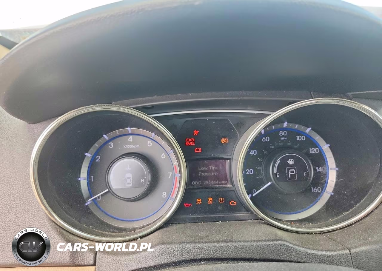 2012 Hyundai Sonata Gls VIN:5NPEB4AC2CH423377 - 9
