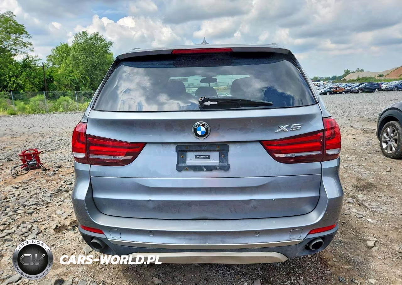 2014 BMW 5 Series VIN:5UXKR0C57E0C27877 - 6
