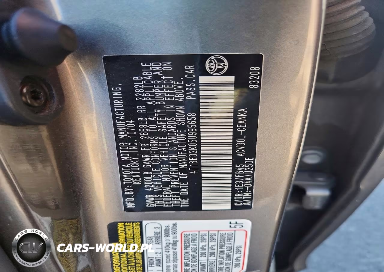 2005 Toyota Camry Le VIN:4T1BE32K05U995658 - 12