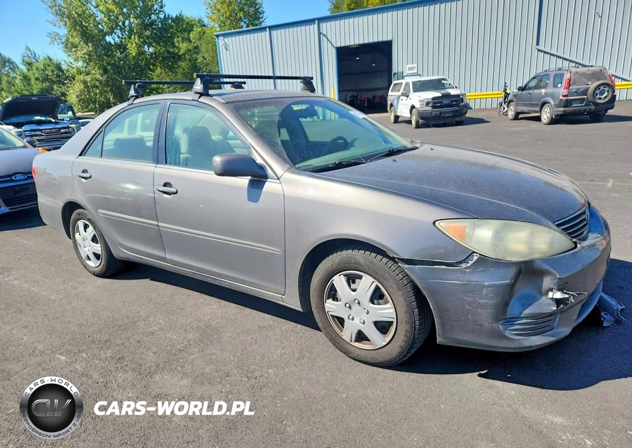 2005 Toyota Camry Le VIN:4T1BE32K05U995658 - 4