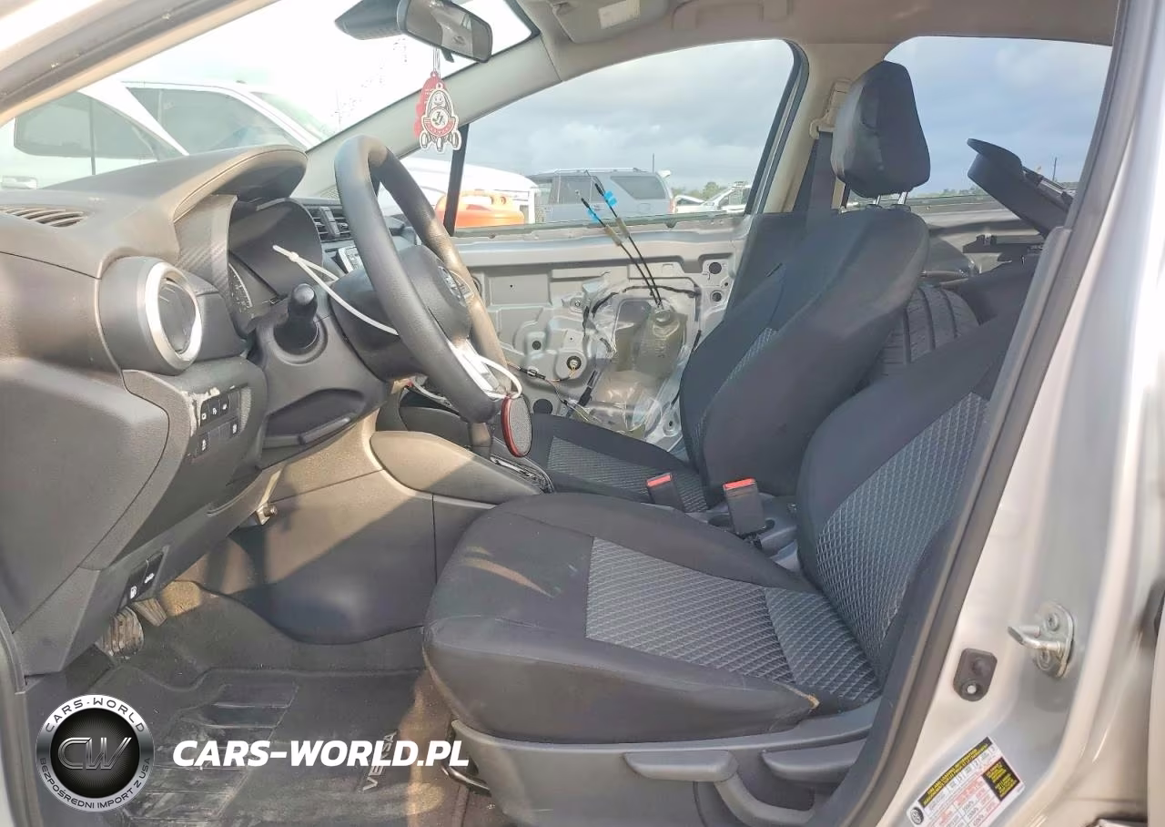 2021 Nissan Versa S VIN:3N1CN8DV4ML878075 - 7