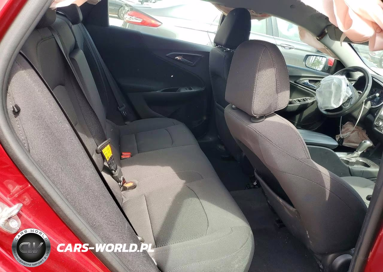 2017 Chevrolet Malibu Lt VIN:1G1ZE5ST2HF217631 - 10