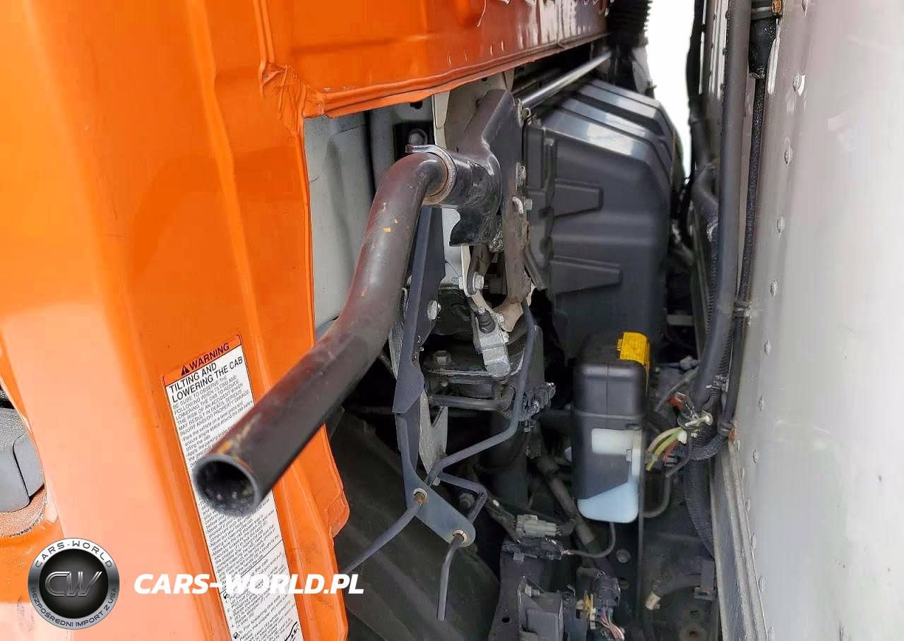2020 Hino 195 Refrigerated Box Truck VIN:JHHRDM2H5LK009644 - 21