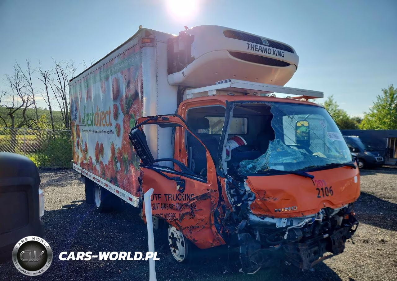 2020 Hino 195 Refrigerated Box Truck VIN:JHHRDM2H5LK009644 - 6