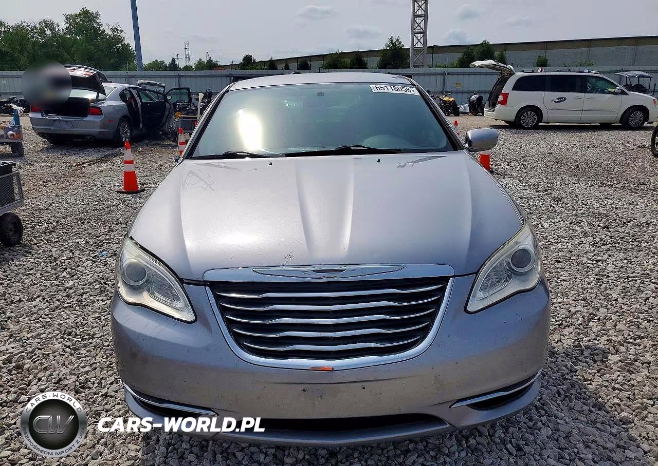 2013 Chrysler 200 Touring VIN:1C3CCBBB9DN601452 - 5