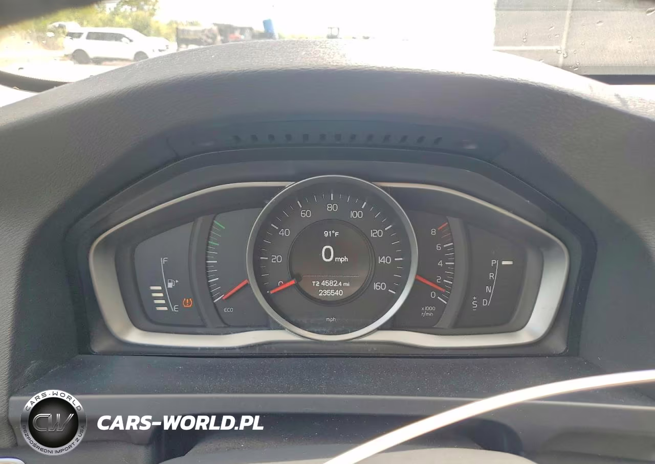 2016 Volvo S60 VIN:YV126MFJ6G2410180 - 9