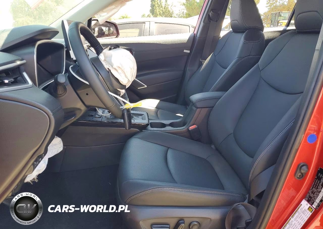 2026 Toyota Corolla Cross Xle VIN:7MUDAAAG7TV211509 - 7