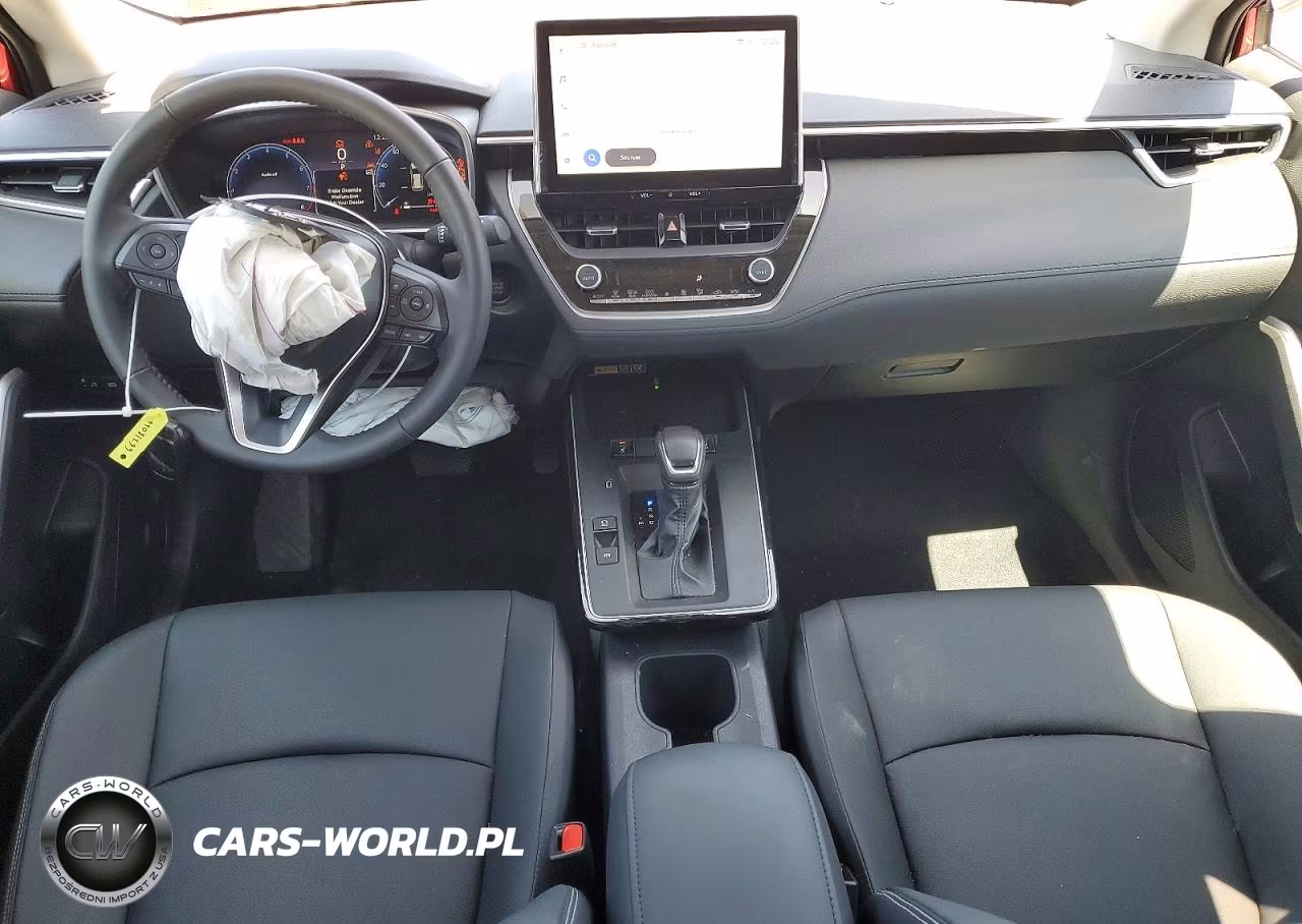 2026 Toyota Corolla Cross Xle VIN:7MUDAAAG7TV211509 - 8