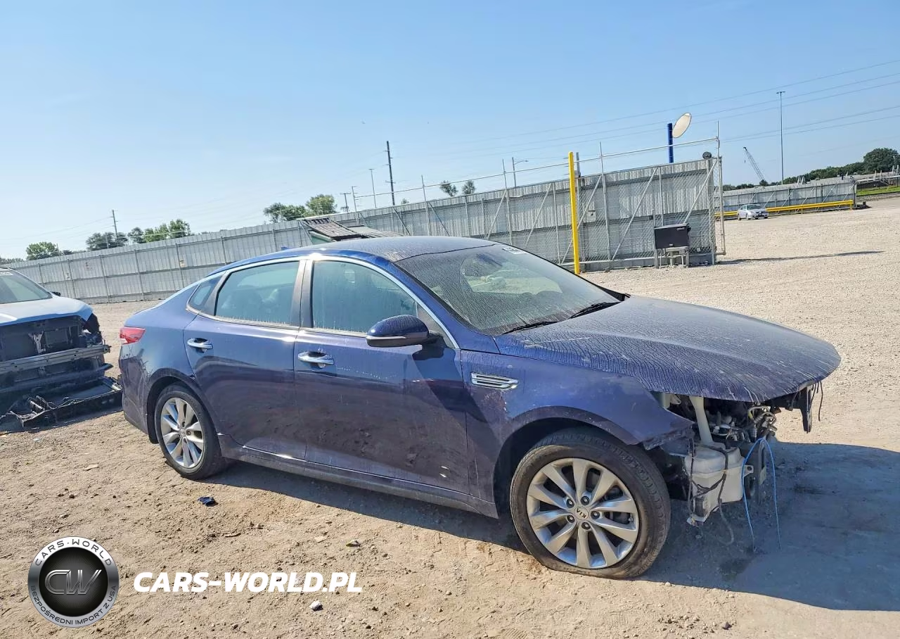 2019 Kia Optima S VIN:5XXGT4L30KG315028 - 4