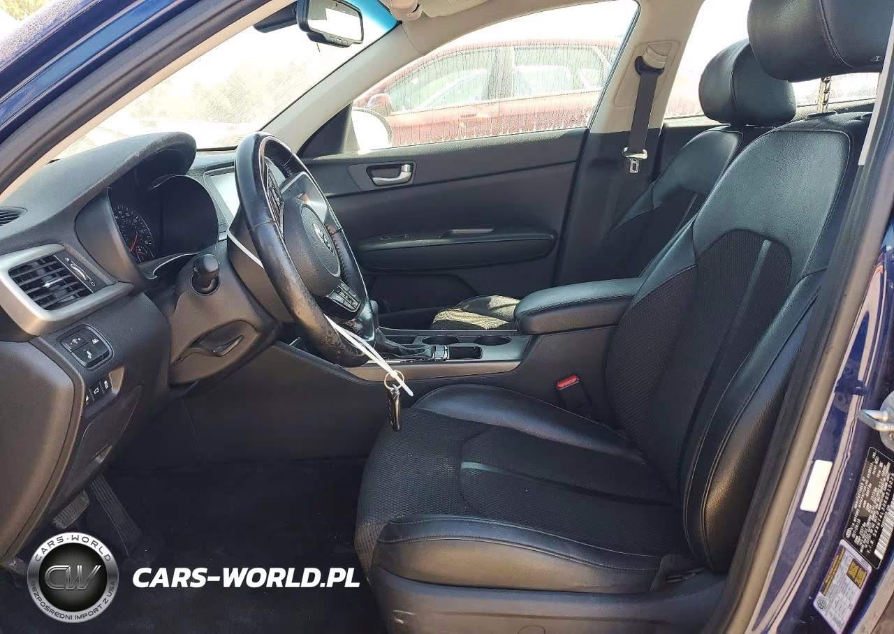 2019 Kia Optima S VIN:5XXGT4L30KG315028 - 7