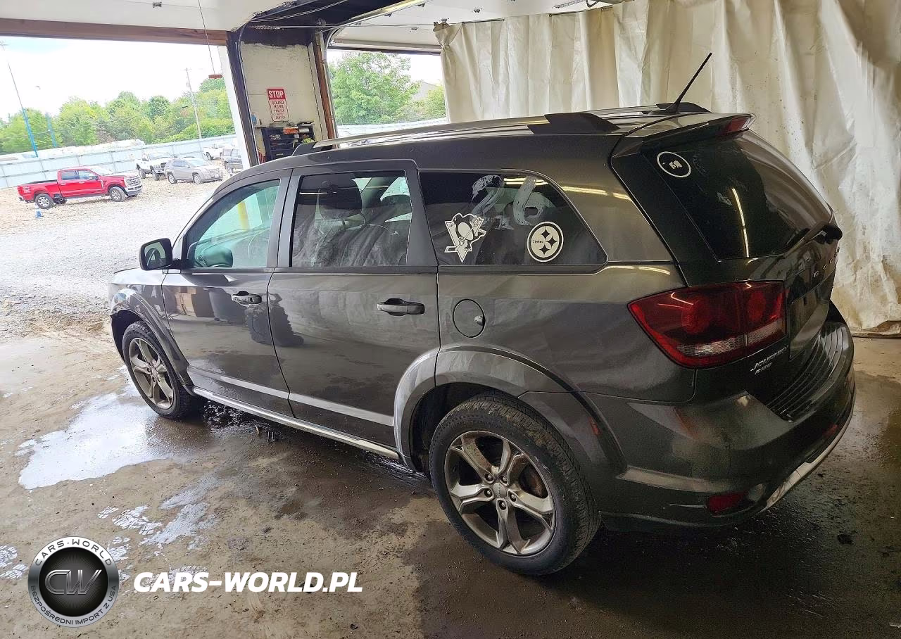 2017 Dodge Journey Crossroad VIN:3C4PDDGG1HT512894 - 2