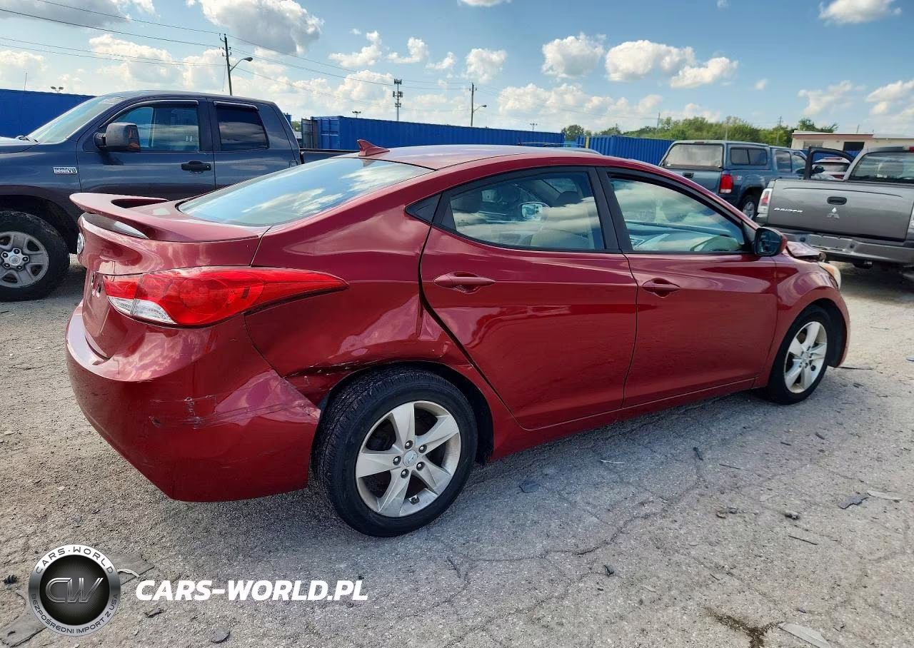 2013 Hyundai Elantra Gls VIN:KMHDH4AE0DU714393 - 3