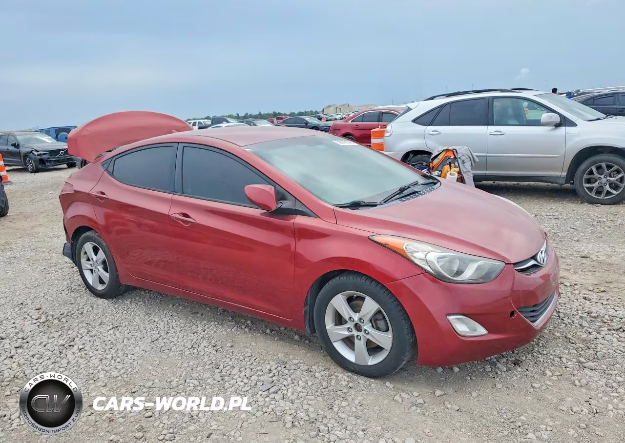 2013 Hyundai Elantra Gls VIN:5NPDH4AE9DH333110 - 4